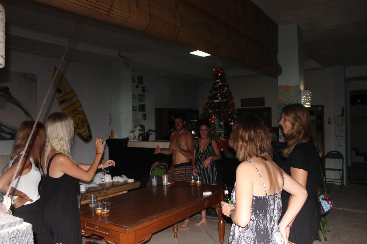 Canggu Surf Hostel Esterno foto