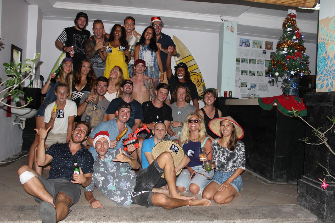 Canggu Surf Hostel Esterno foto